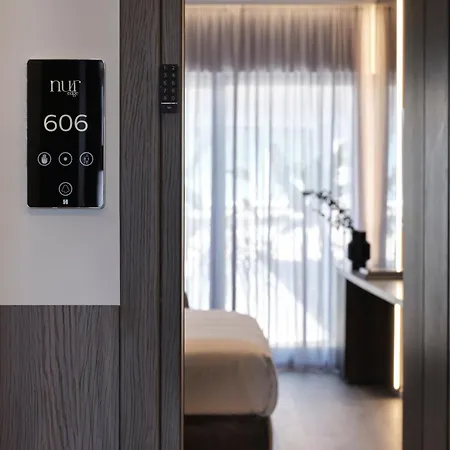 Nur Edge Aparthotel - Acropolis Skyline-3